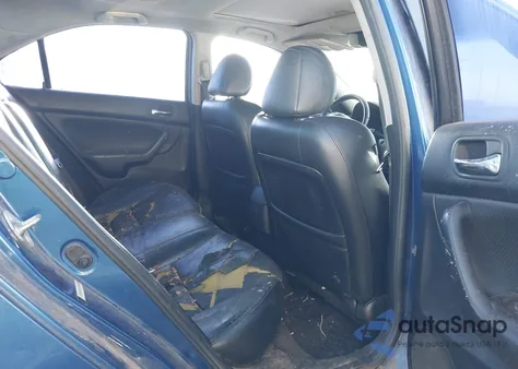 2004 Acura Tsx from USA, damaged, VIN JH4CL96894C023656